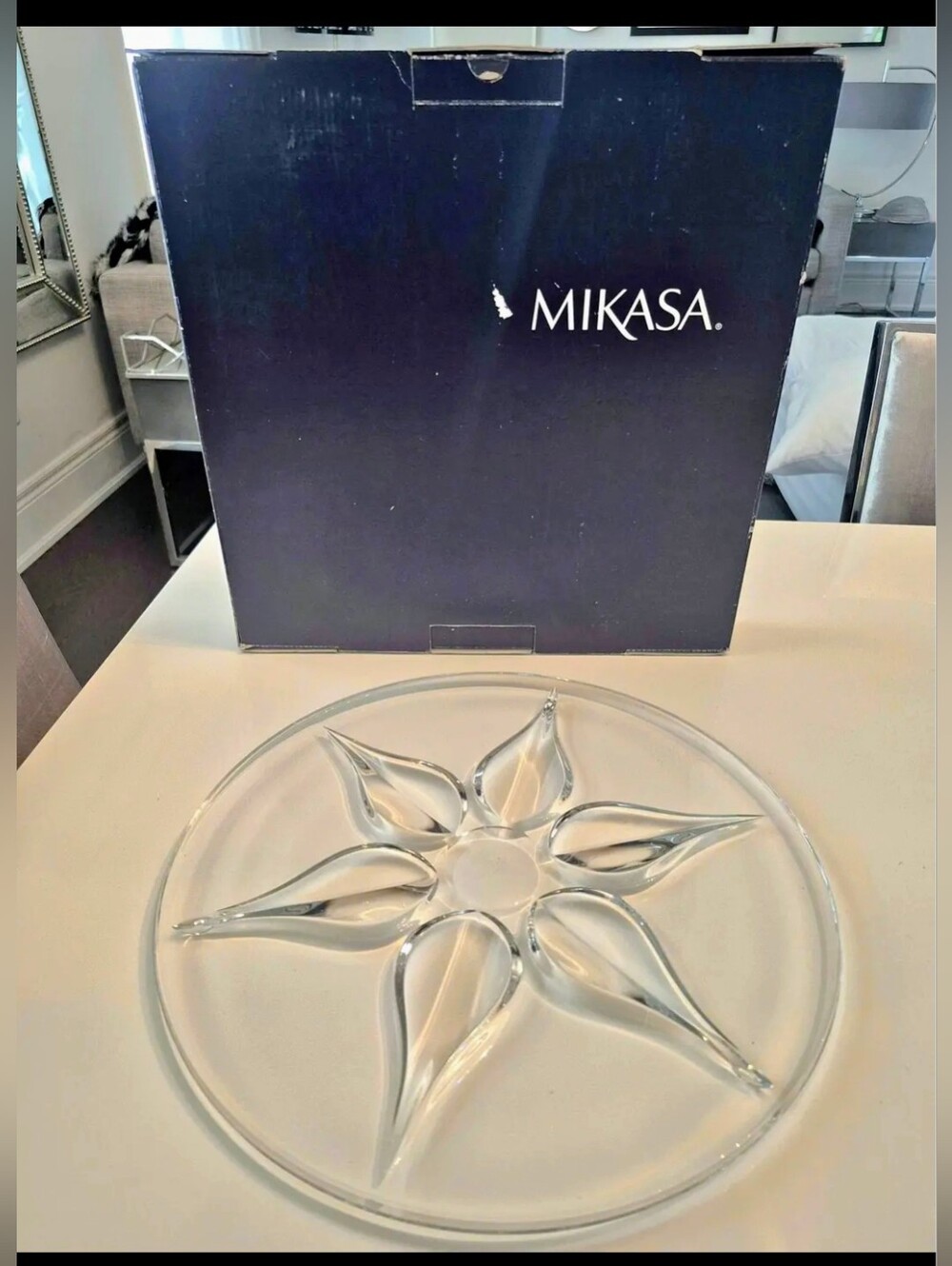 Mikasa Clear Glass Starburst Serving Tray - Cake Plate Dessert Display Cupcakes